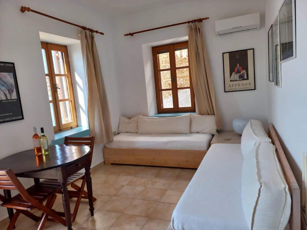 Villa Amalia Chalki Town Exterior photo
